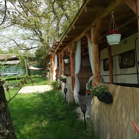 Orsegi Nomad-lak Nomad 2 * Kercaszomor